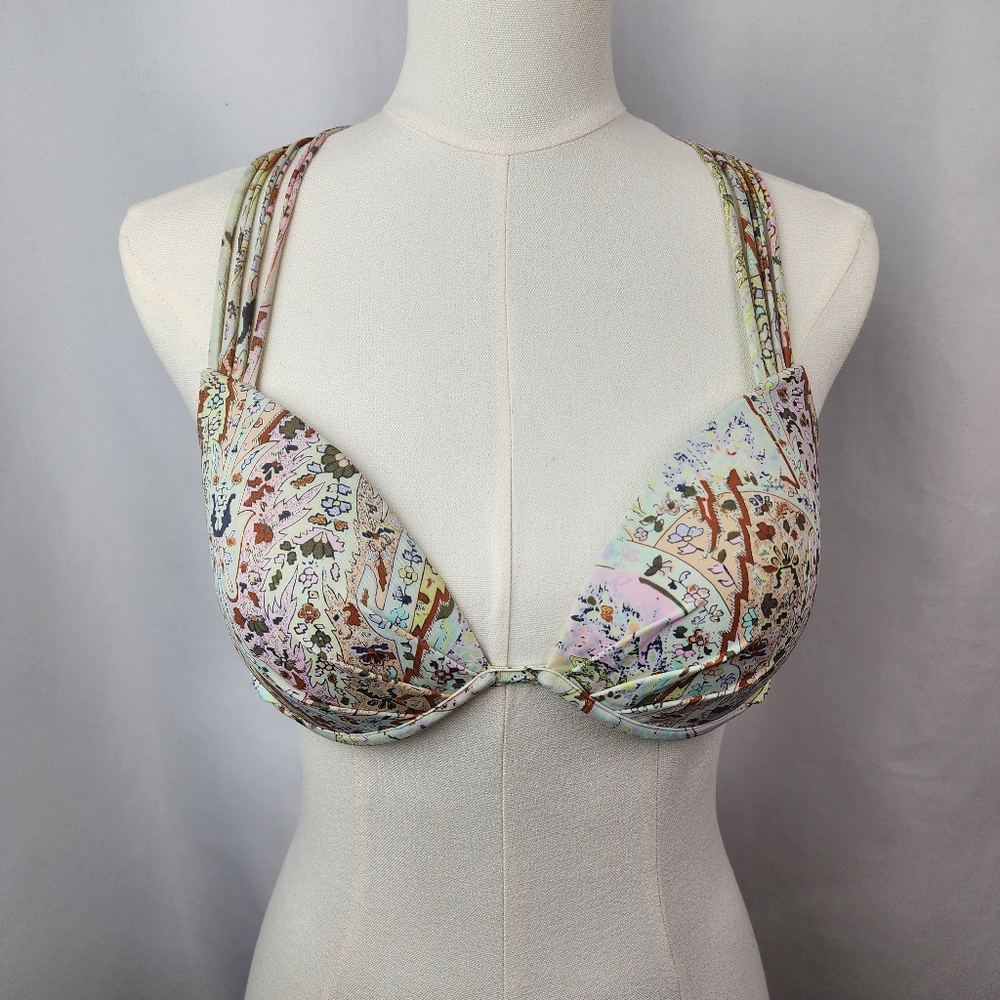 Victoria's Secret Women's The Fabulous Macramé Bikini Top Size 36C - Picture 3 of 10